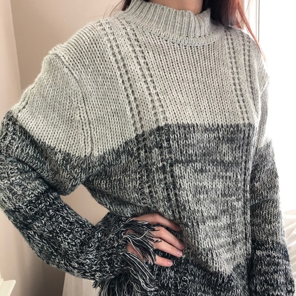 Solddd Outtt - Picture 3 of 4